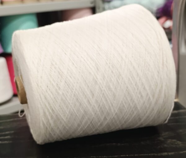 10 % Кашемир 90 % Меринос белый