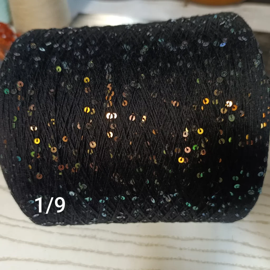 Хлопок с пайетками 3 мм(800 м/100 гр)(1/9)