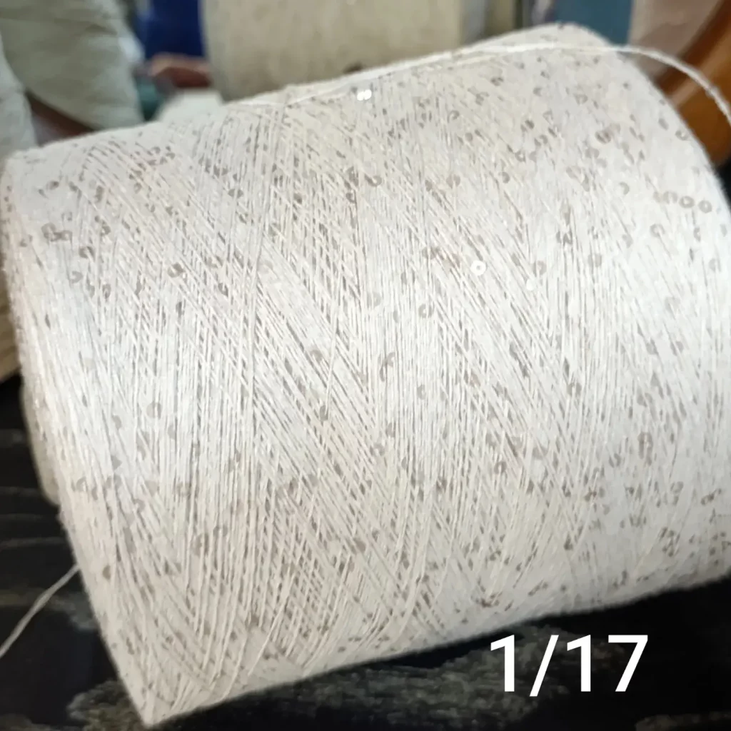 Хлопок с пайетками 3 мм(800 м/100 гр) (1/17)