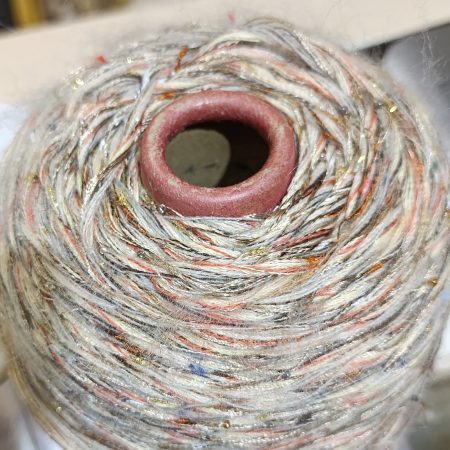 Красивый Микс Мохер альпака с вискозой люрексом и бисером 500 гр