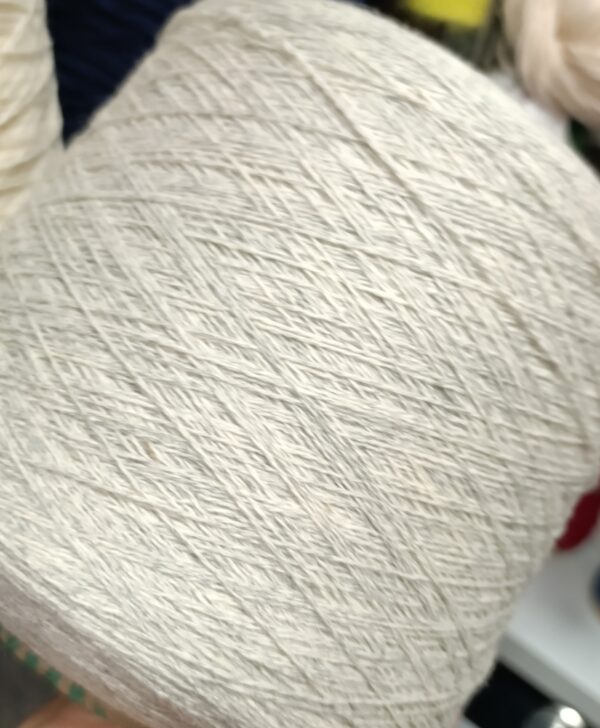 Меринсовая шерсть 100 % светло серый