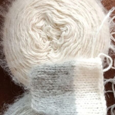 Белый натуральный шерсть с козьим пухом